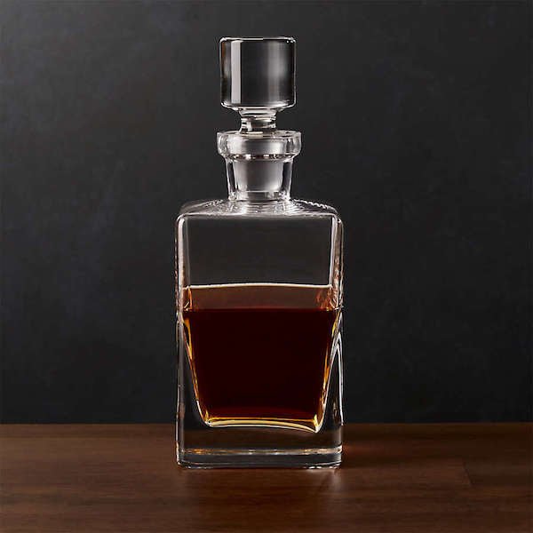 Customizable Harvey Decanter - Bottle Engraving