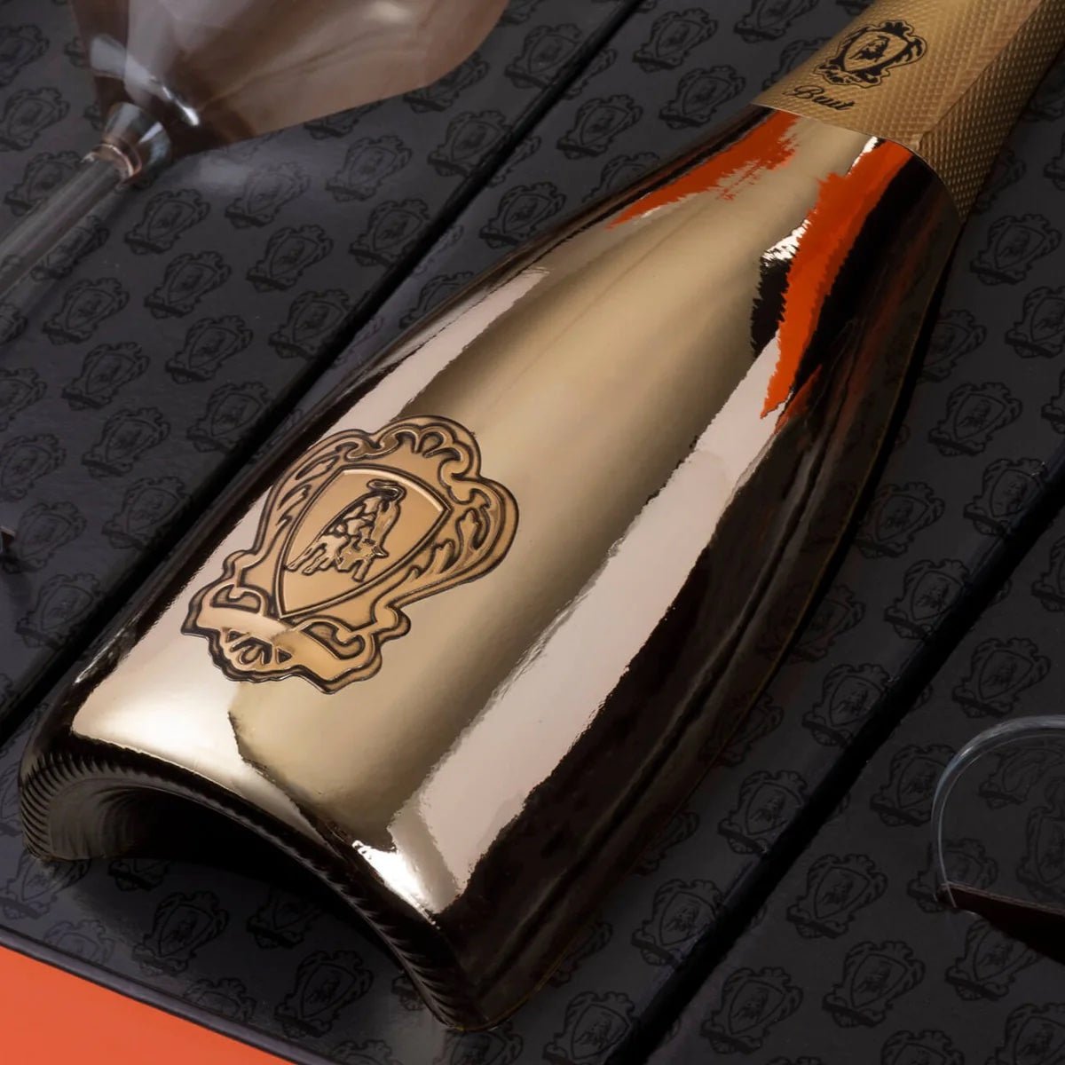 Lamborghini Oro Vino Spumante Sparkling Wine Gift Set - Bottle Engraving