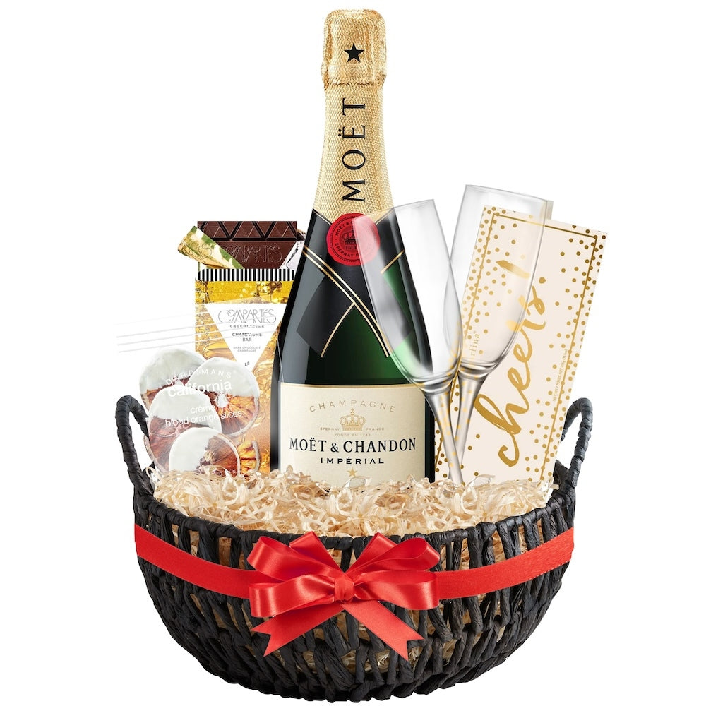 Moët & Chandon Round Champagne Gift Basket with Customizable Flutes and Sweets | Bottle Engraving