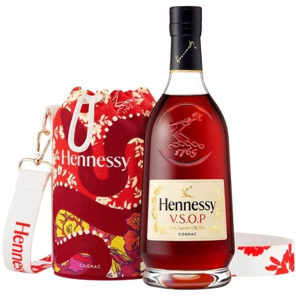 Hennessy VSOP Lunar New Year 2025 With Limited Edition Bag - Bottle Engraving