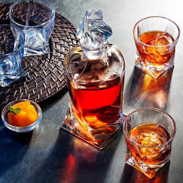 Customizable Exquisite Quadro Design Liquor Decanter With 4 Whiskey Glasses - Bottle Engraving