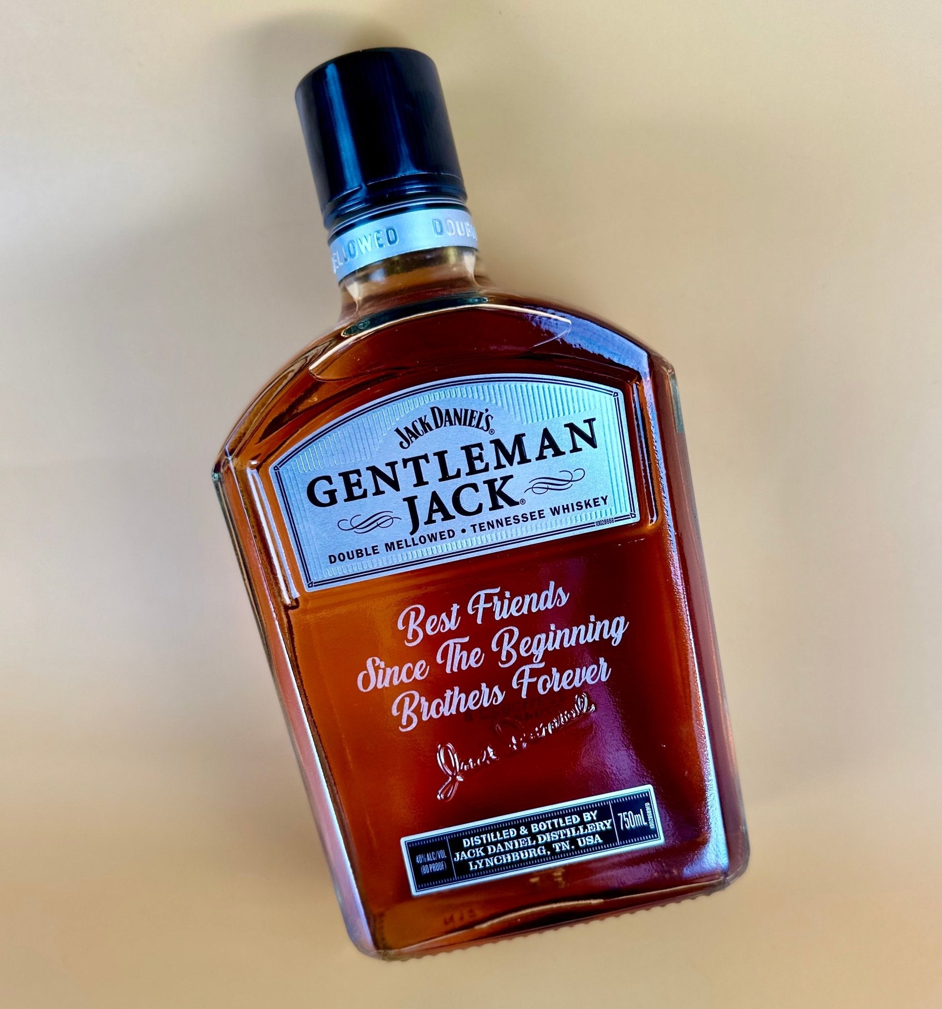 Gentleman Jack Double Mellowed Tennessee Whiskey - Bottle Engraving